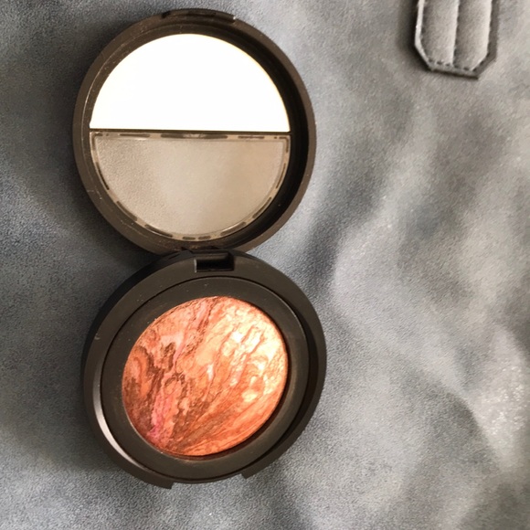 Laura Geller - Picture 2 of 5